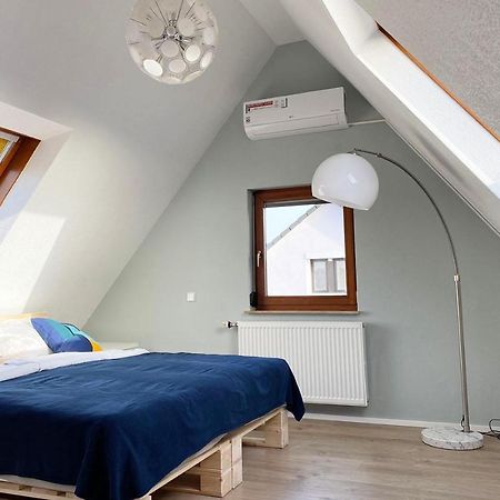 Gemuetliche 2 Zimmerwohnung Mit Tv Und Wlan Вендлінген Екстер'єр фото